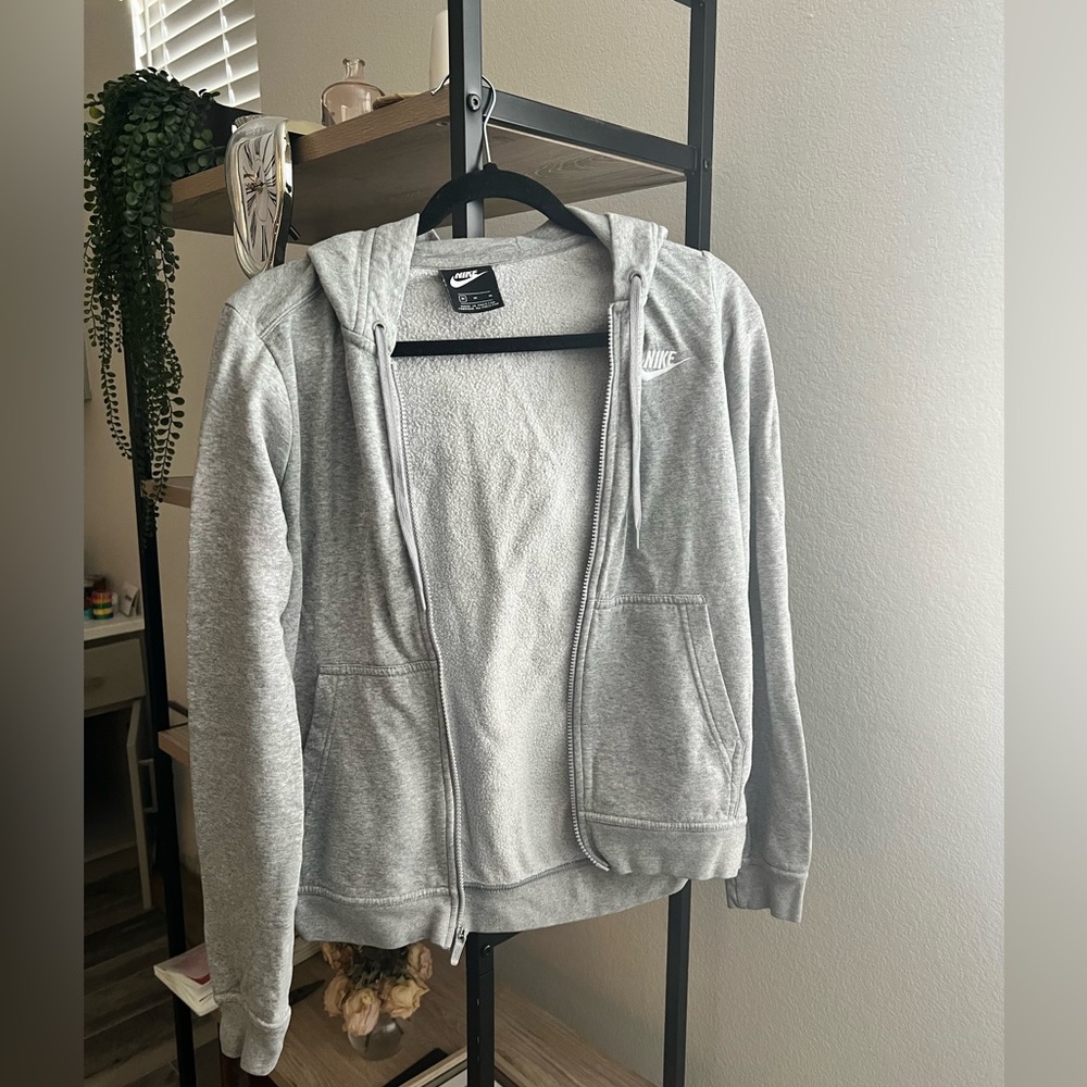 Gray Nike jacket with hood